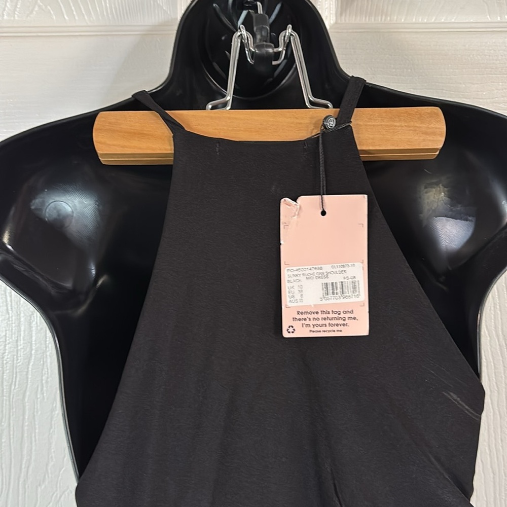 Misguided black slinky rouched black dress, size 6, NWT. - Picture 6 of 15